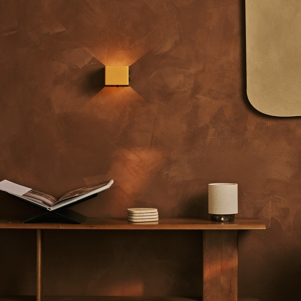 Tess Okergele Oplaadbare Wandlamp
