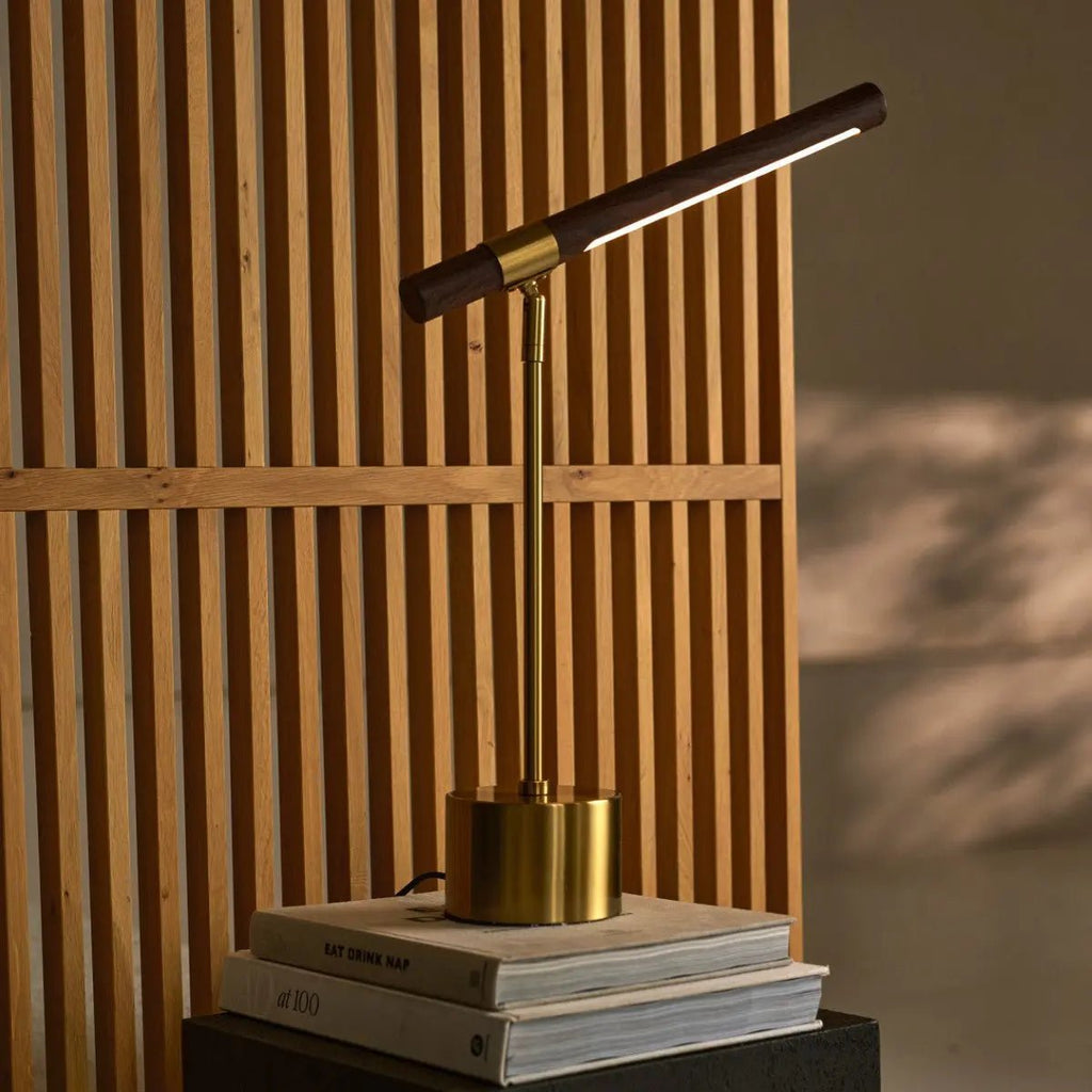 Livia goudkleurige metalen lamp met hout
