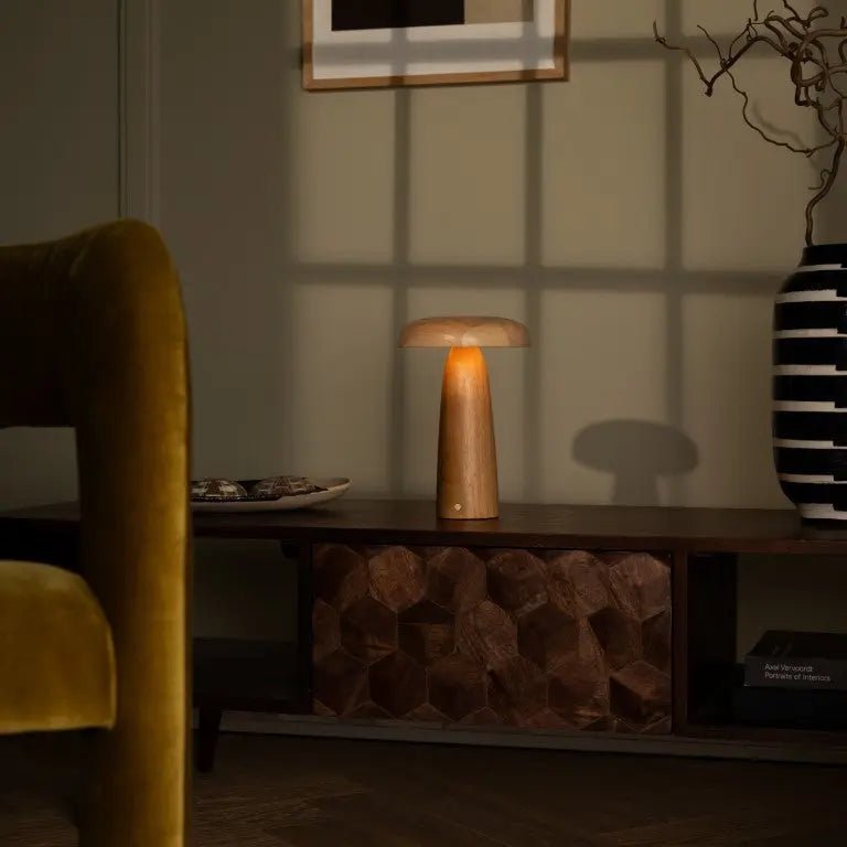 Lennart Lichtbruine houten oplaadbare tafellamp
