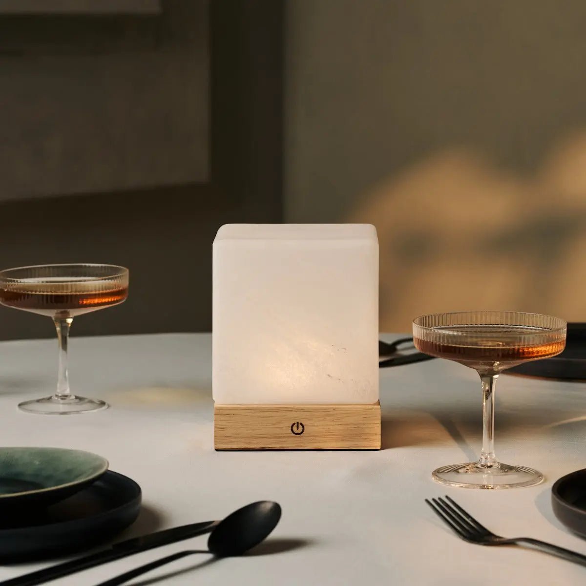 Yce Lichtbruine draadloze houten lamp