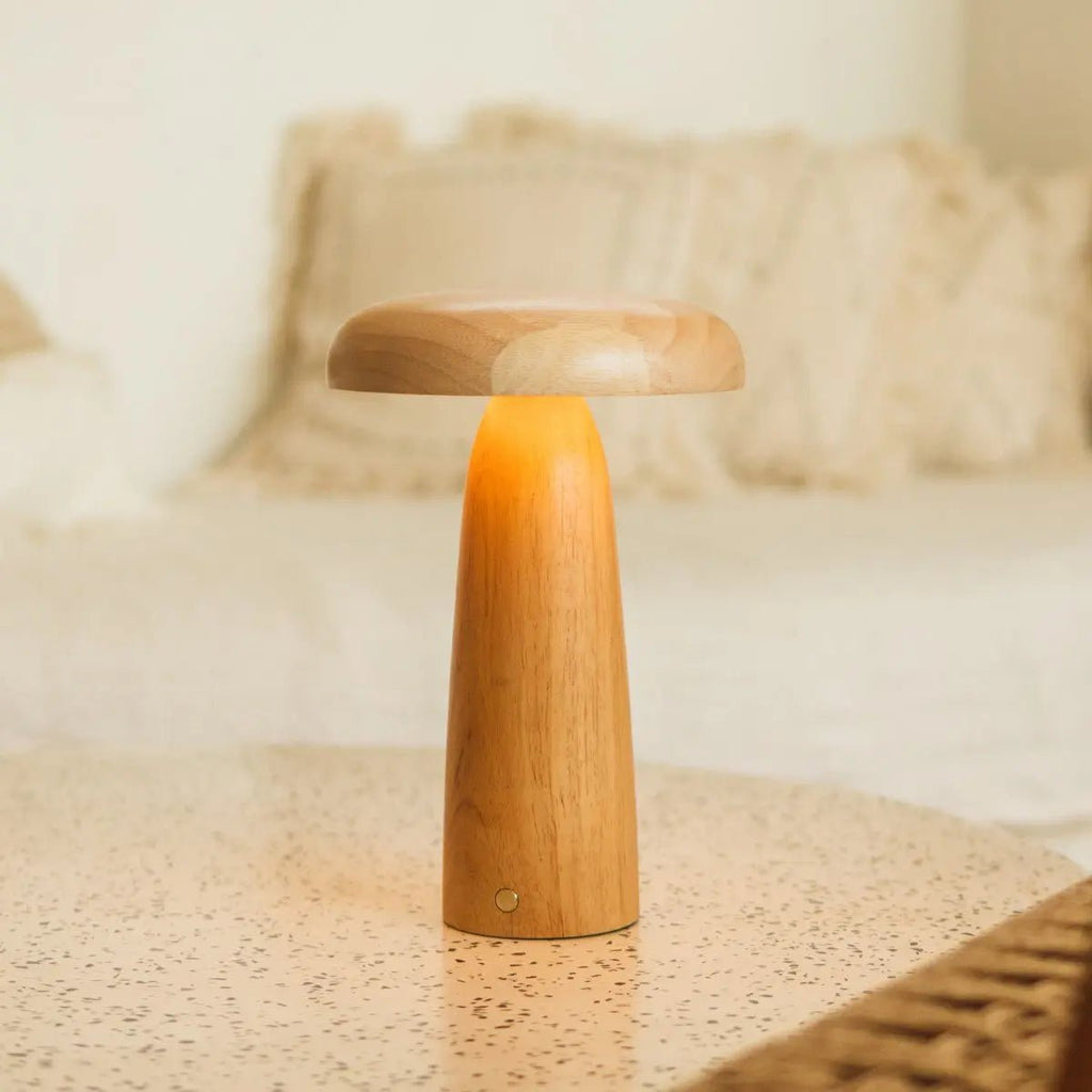 Lennart Lichtbruine houten oplaadbare tafellamp