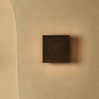 Lane notenhouten draadloze wandlamp