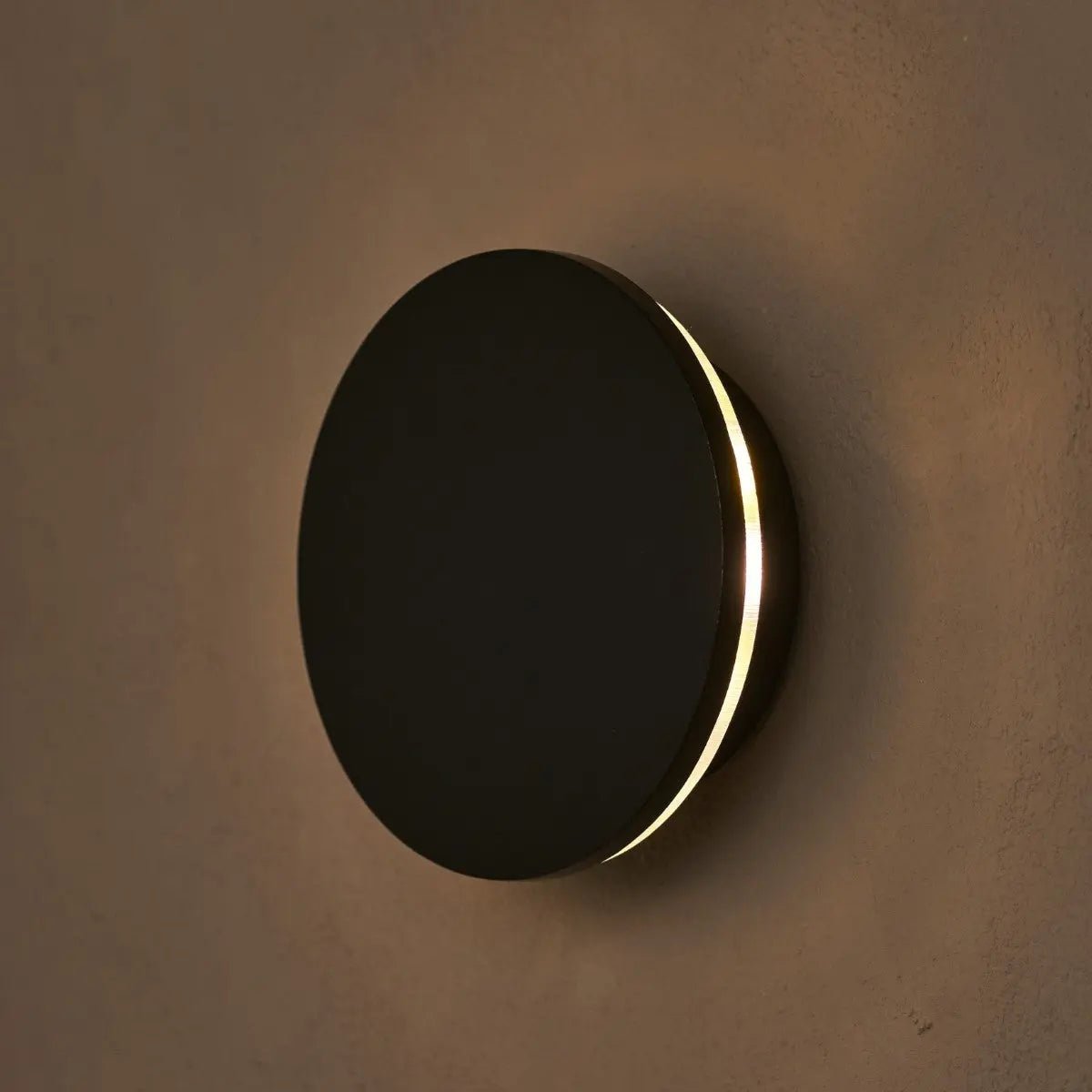 Lou zwarte draadloze wandlamp
